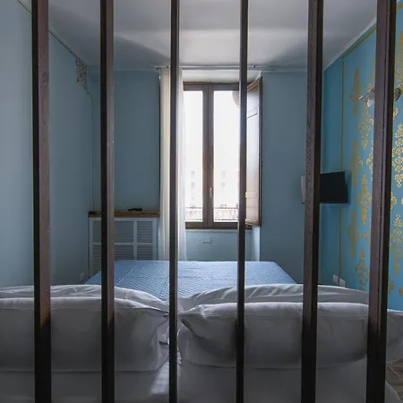 Piazza Del Mercato Bed and breakfast LʼAquila