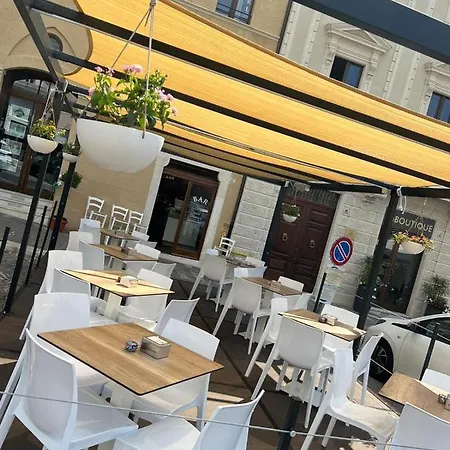 Piazza Del Mercato LʼAquila